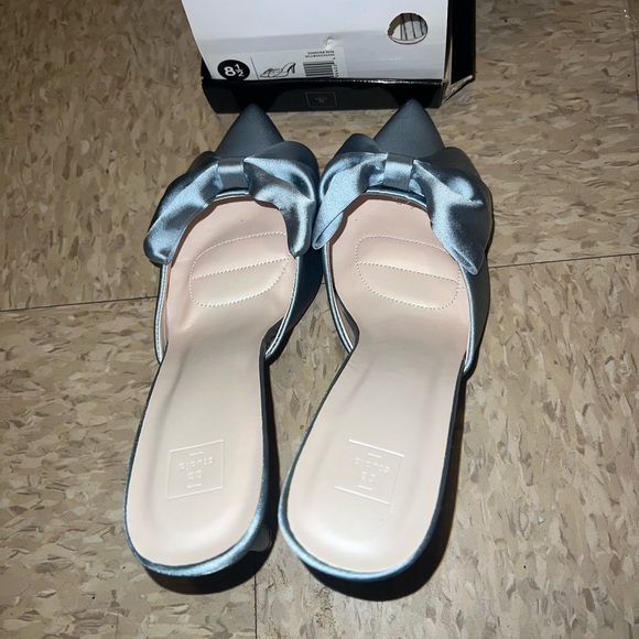 David’s bridal satin heel - Picture 2 of 2